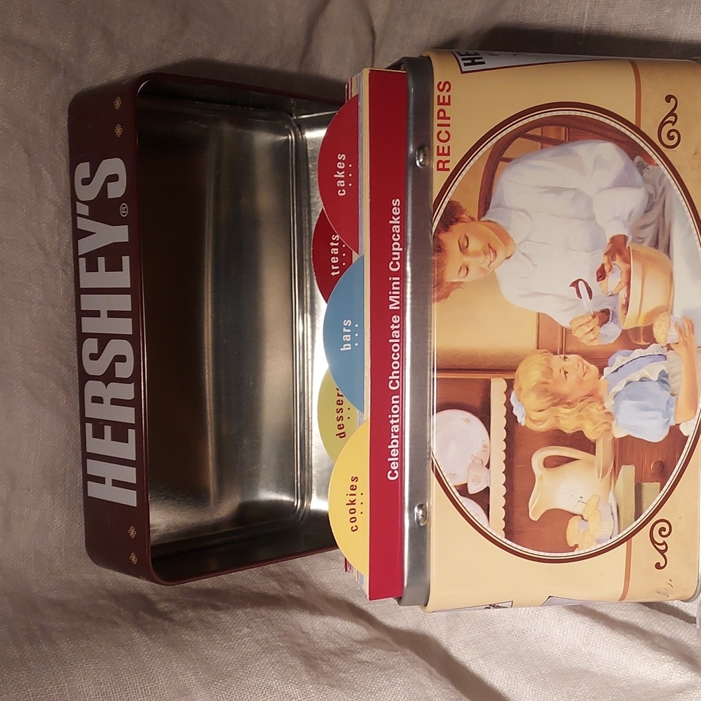 🟢Kitchen Decor, Hersheys Recipe Box with  yummy recipes FINAL